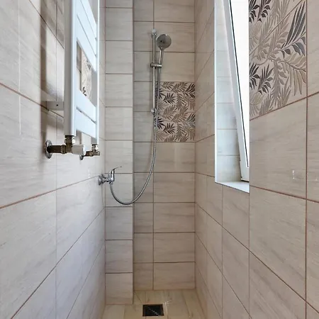 Na Zagroniu 이스테브나