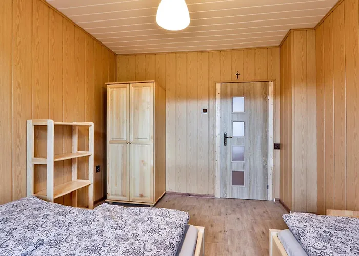 Na Zagroniu איסטבנה